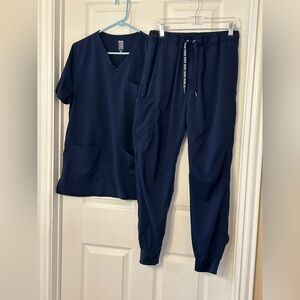 Roth’s Navy Blue Scrub Set Size Medium